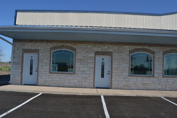 2394 Interstate 30 W, Greenville, TX 75402